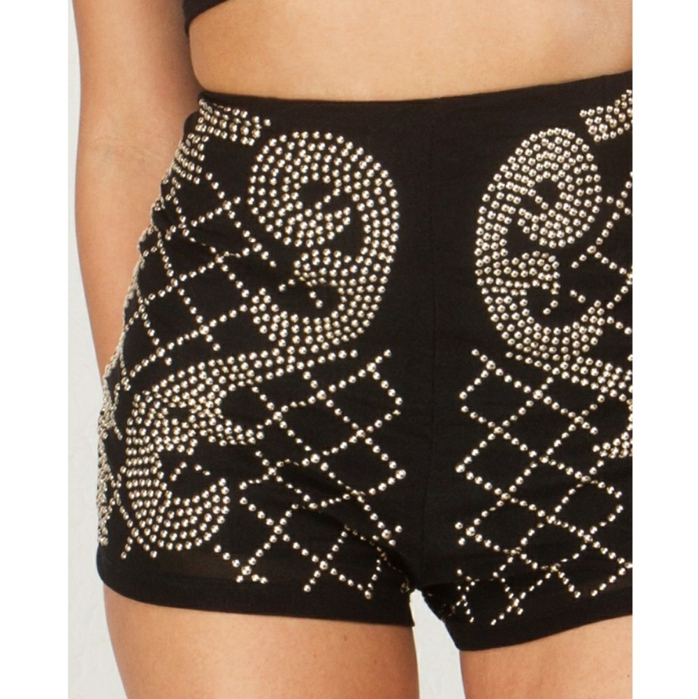 Studded Akira shorts sz small